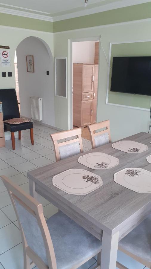 Anna Vendeghaz Otel Balatonakali Dış mekan fotoğraf