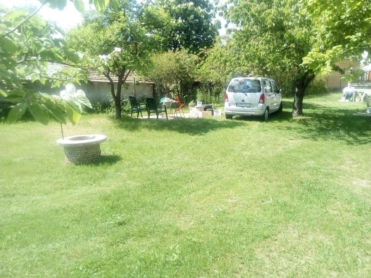 Anna Vendeghaz Otel Balatonakali Dış mekan fotoğraf